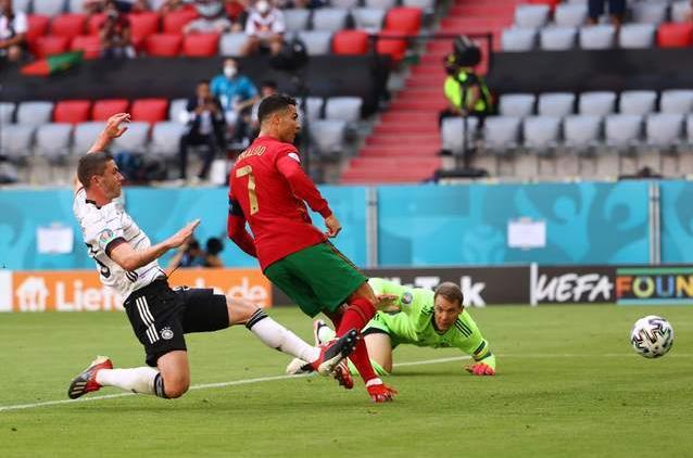  阿雅克肖防线漏洞百出，被对手连入三球